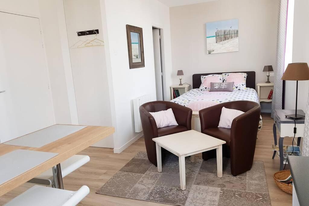 Studio Cosy Les Roses Tremieres 3 Etoiles Centre Plouharnel Proche Mer Luaran gambar